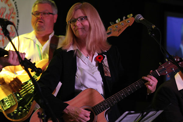 %_tempFileNameIMG_4383%