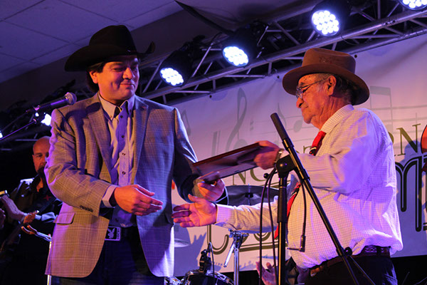 %_tempFileNameIMG_9606%