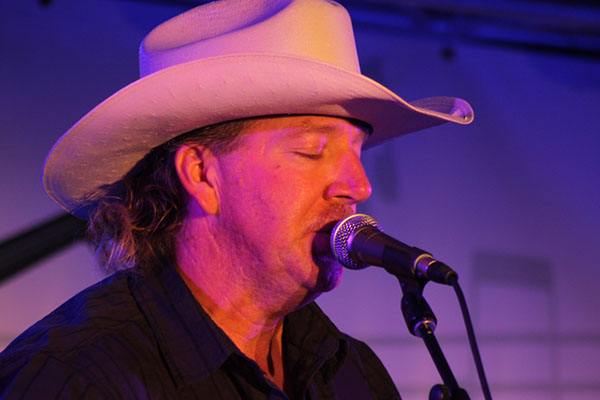 %_tempFileNameIMG_9883%