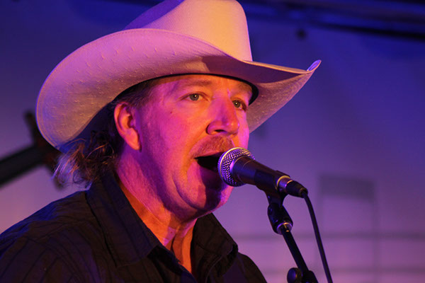 %_tempFileNameIMG_9885%