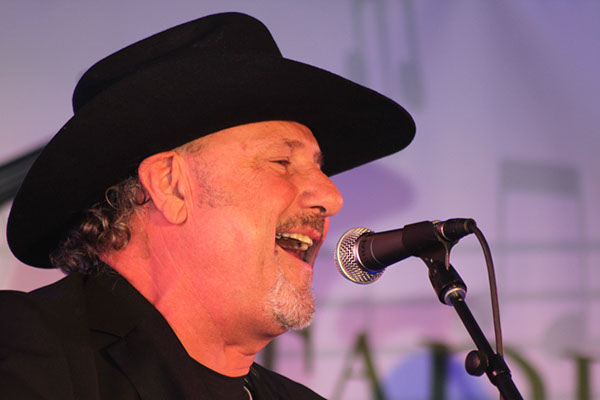 %_tempFileNameIMG_9932%